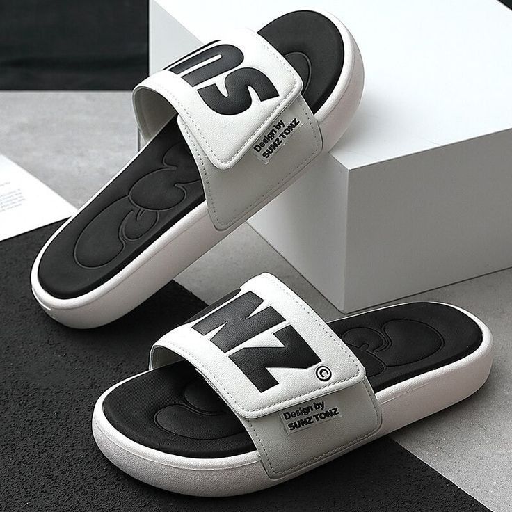 Luxury Black & White Slides